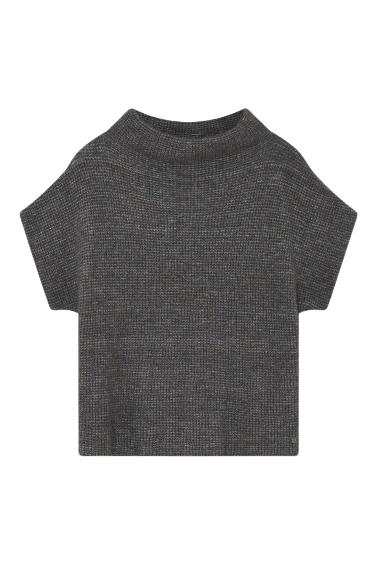 Coya knit cape