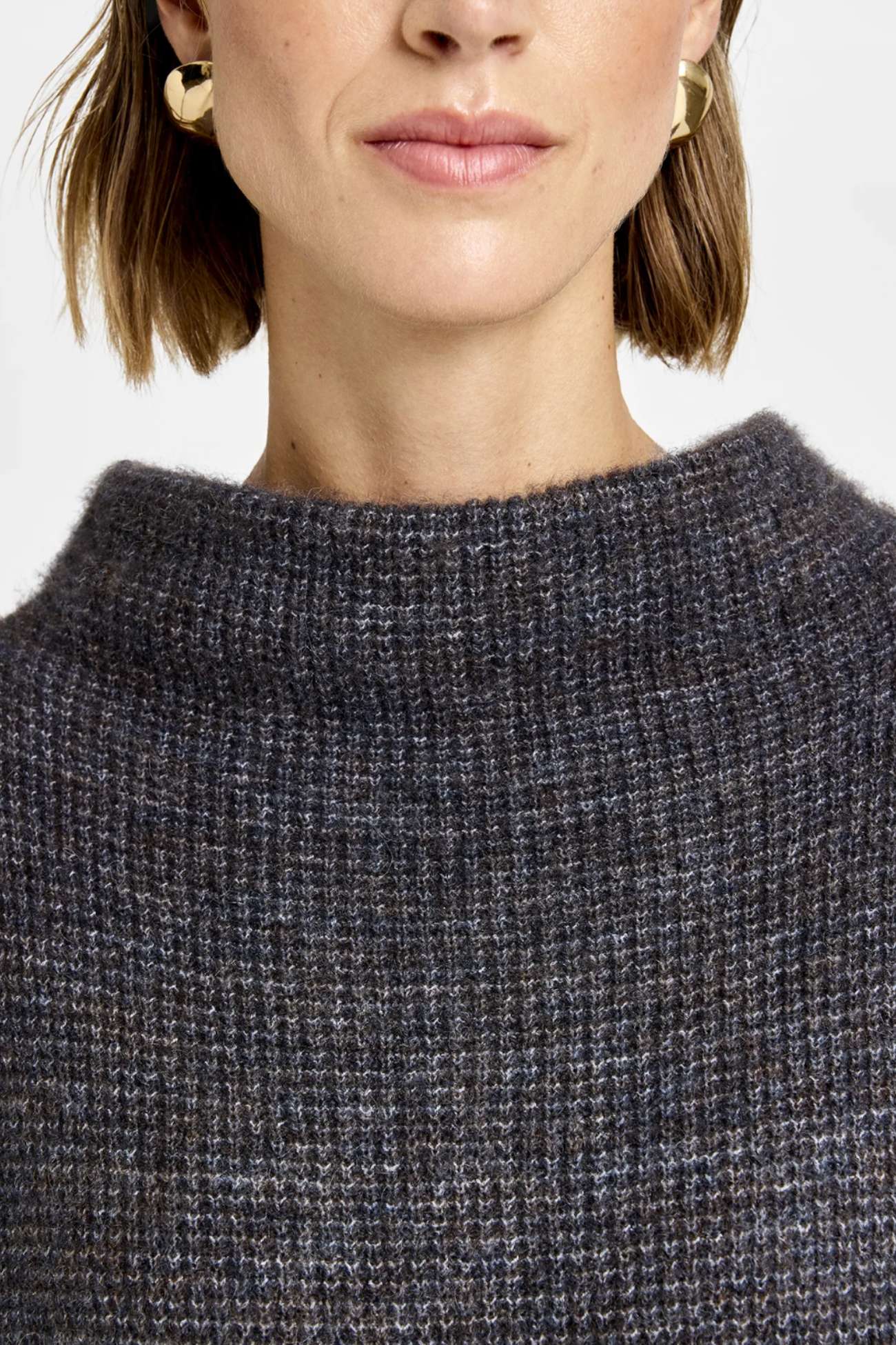 Coya knit cape