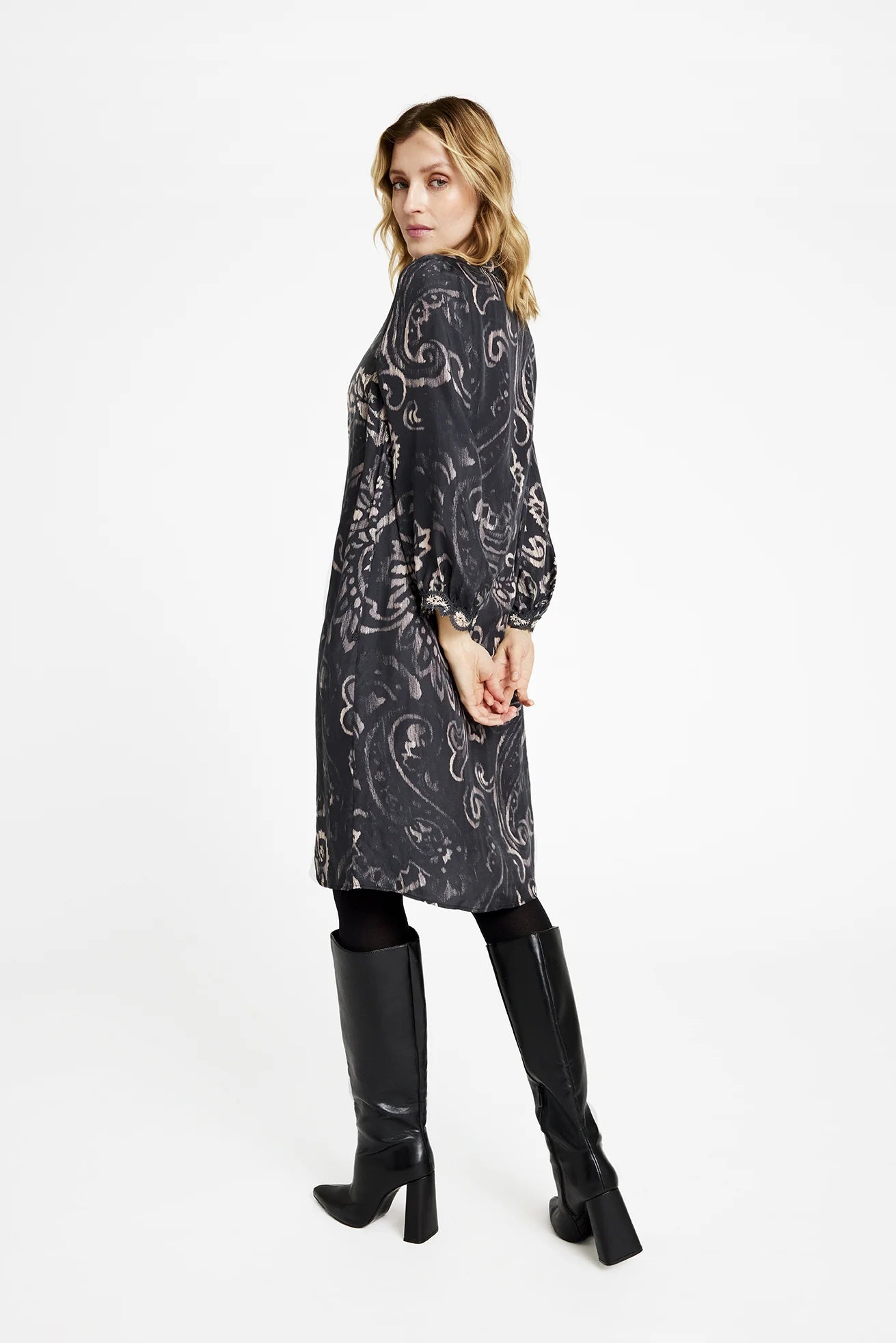MADONNA knee dress