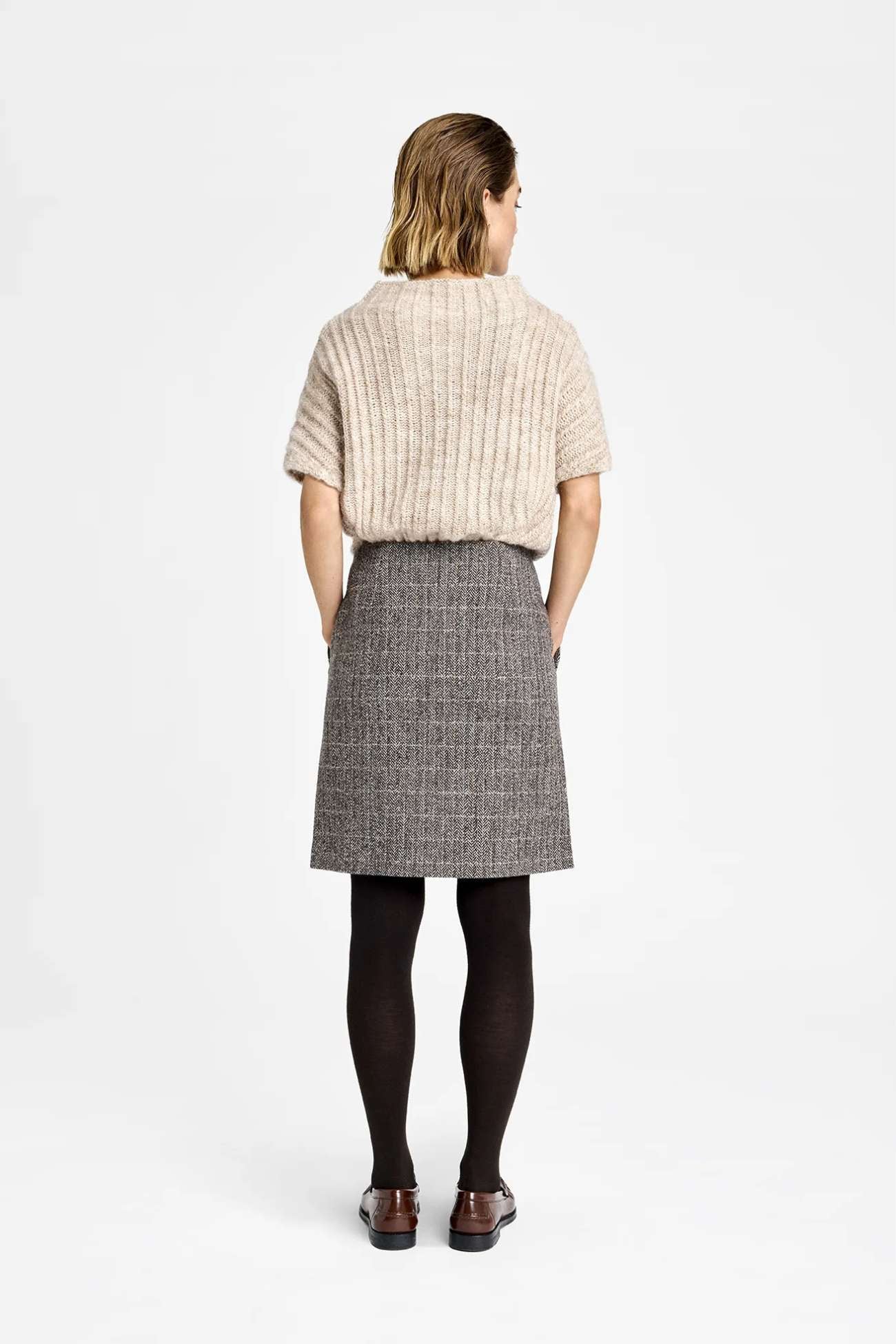Olivia, high waist short skirt