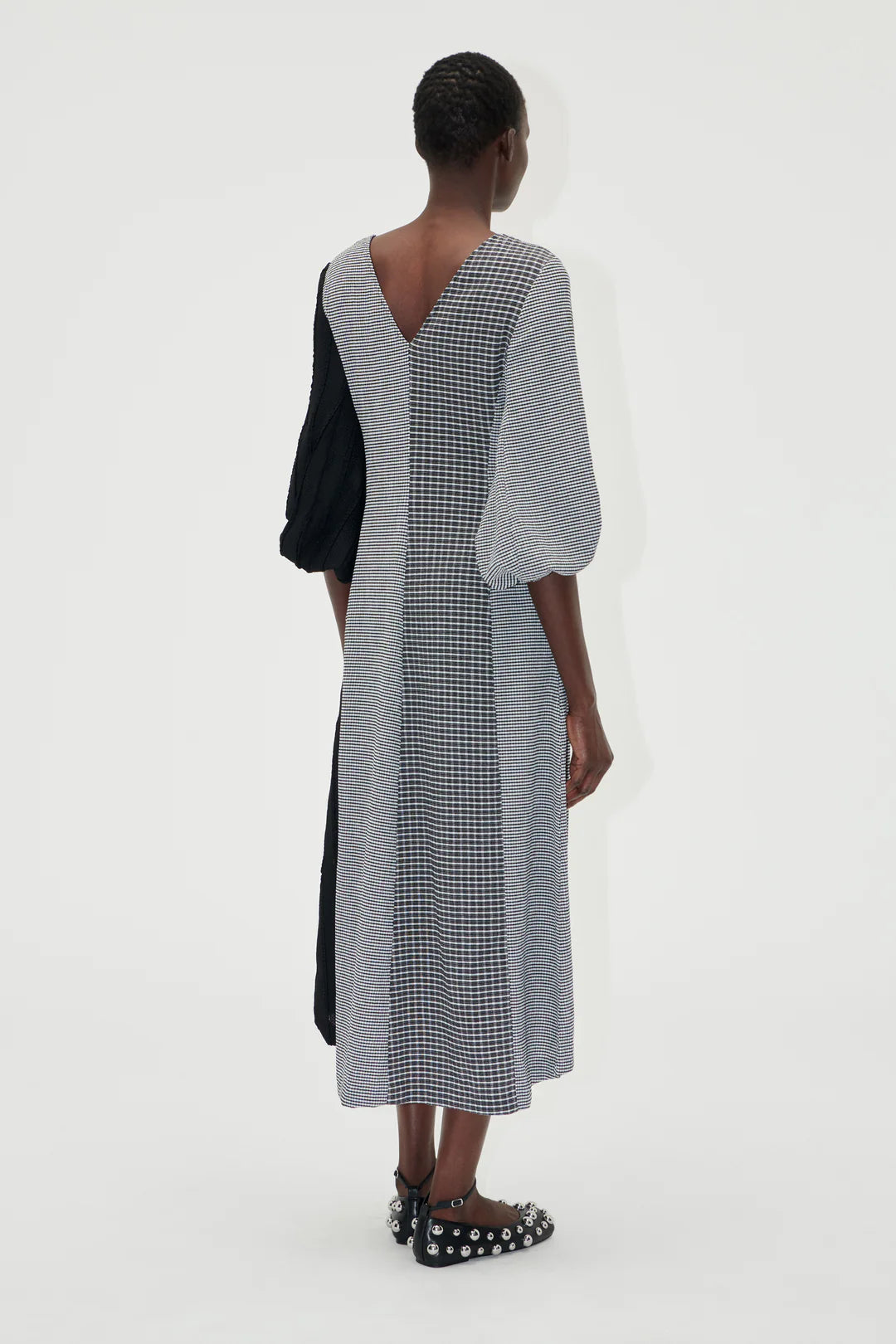 THREE-QUARTER SLEEVE MIDI DRESS