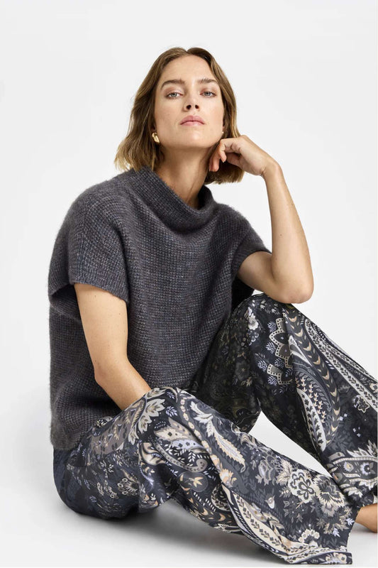 Coya knit cape
