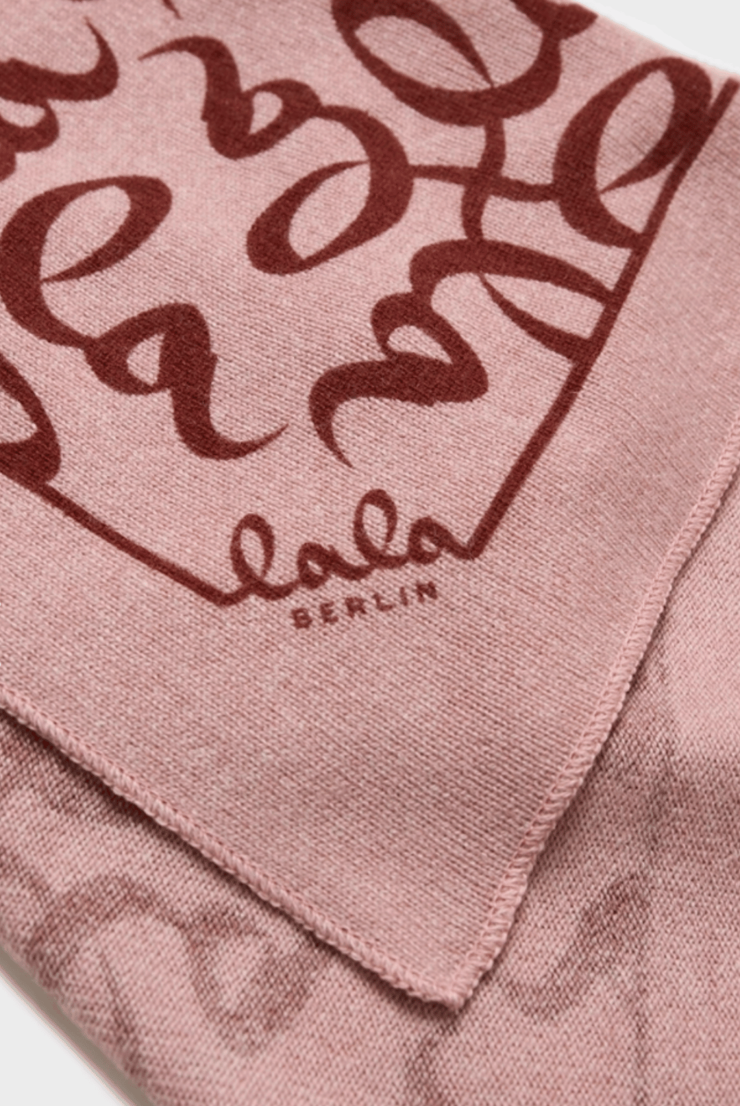 Triangle Lalagram M cashmere carneo